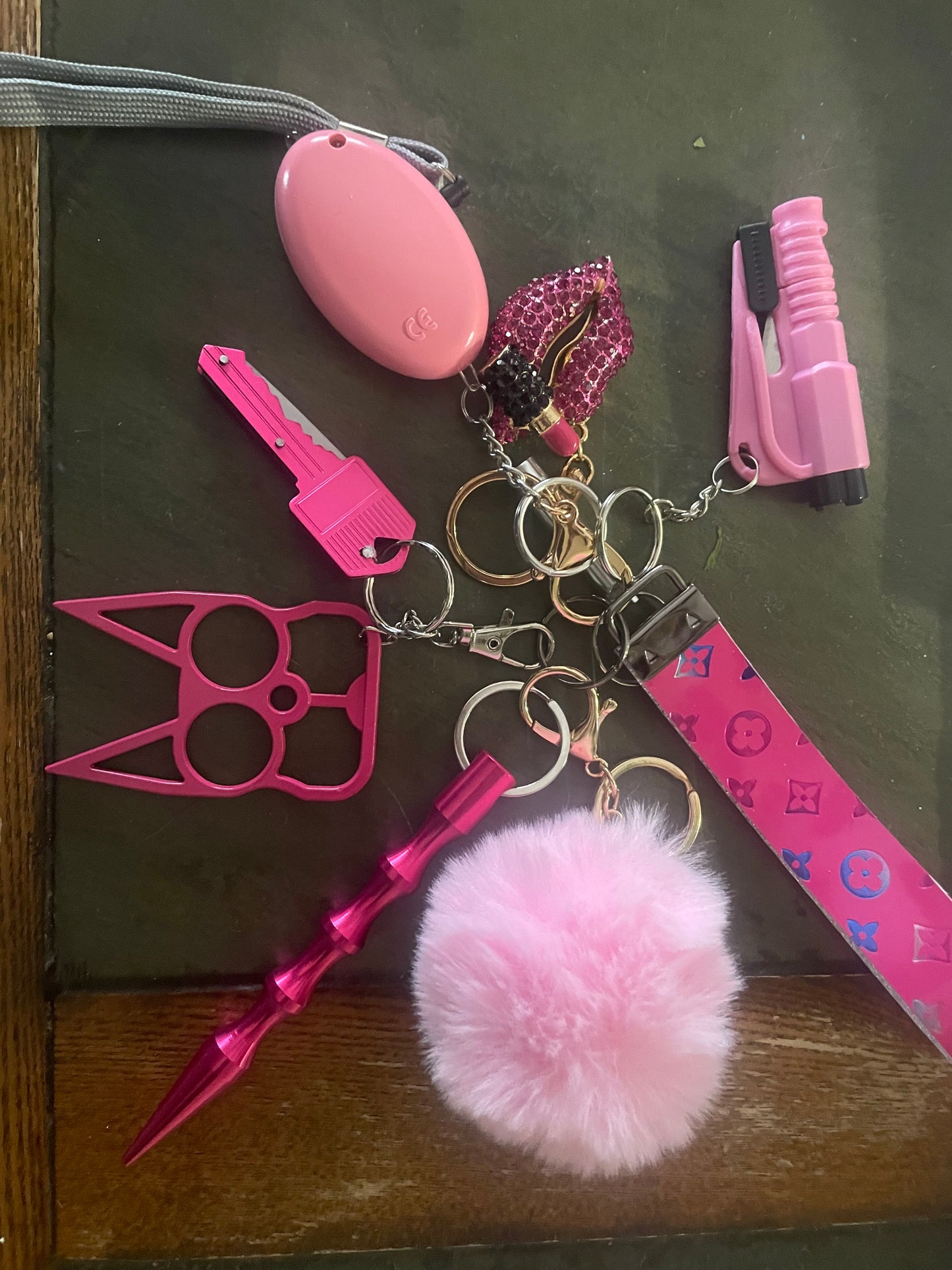 Hot pink self defense keychain set Custom